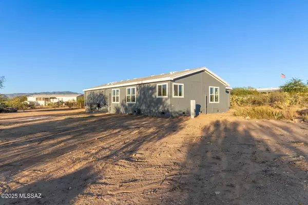 Vail, AZ 85641,12712 S Red Horizon Trail