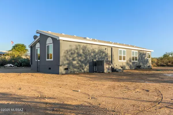 Vail, AZ 85641,12712 S Red Horizon Trail