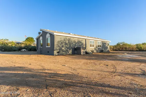 Vail, AZ 85641,12712 S Red Horizon Trail