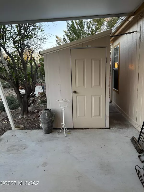 Tucson, AZ 85713,2121 S Doubletree Lane