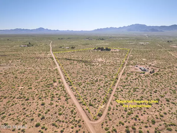 Portal, AZ 85632,285 W Red Dog Road