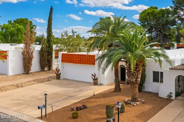 Tucson, AZ 85715,6858 E Via Dorado