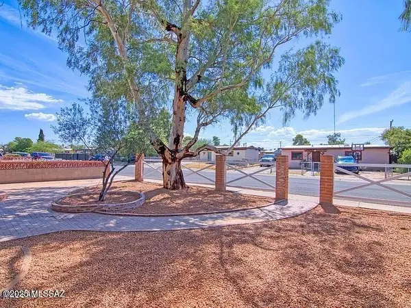 Tucson, AZ 85713,3533 E 27th Street