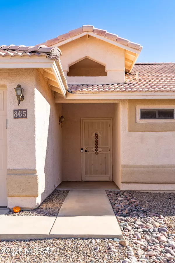 Tucson, AZ 85748,865 S Smokey Mountains Road