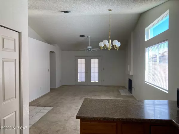 Tucson, AZ 85742,3488 W Sky Ridge Loop