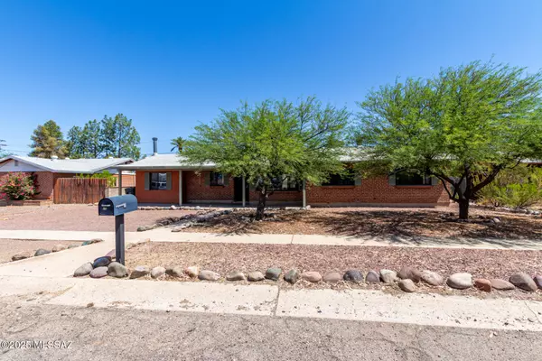 Tucson, AZ 85712,4801 E Helen Street