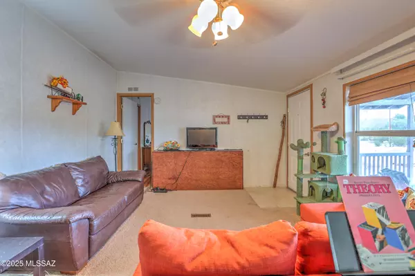 Tucson, AZ 85743,1955 N Camino Avra