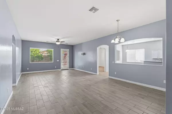 Tucson, AZ 85757,7559 S Evening Wind Drive