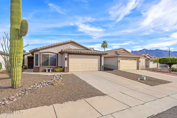 8920 N Tortolita Bluffs Place, Tucson, AZ 85742