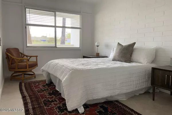 Tucson, AZ 85701,720 S 5th Avenue #12