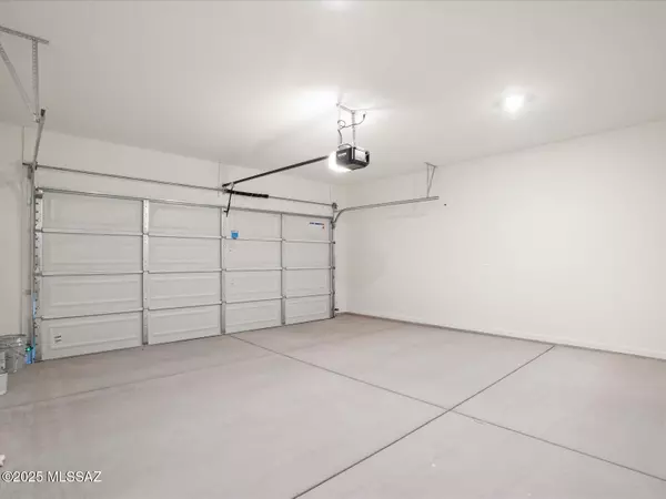 Tucson, AZ 85757,6934 W Sweetshade Lane