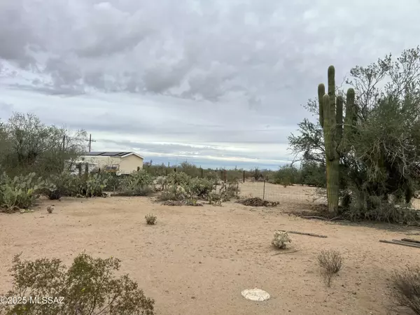 Tucson, AZ 85743,6355 N Desert Trail Road