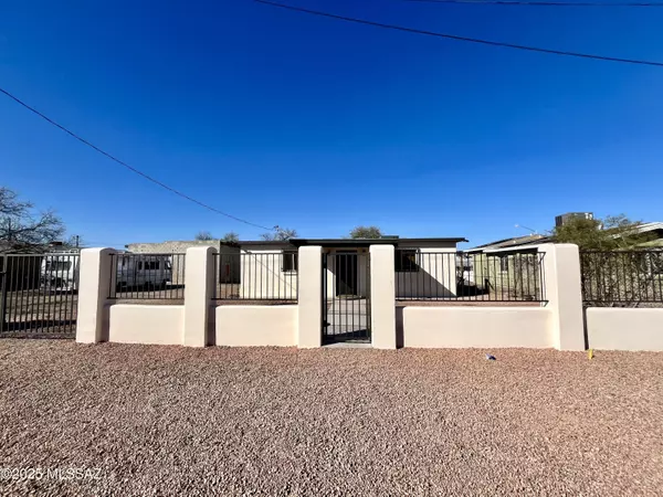 Tucson, AZ 85713,1416 S Highland Avenue