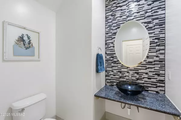 Oro Valley, AZ 85755,12827 Bloomington Loop