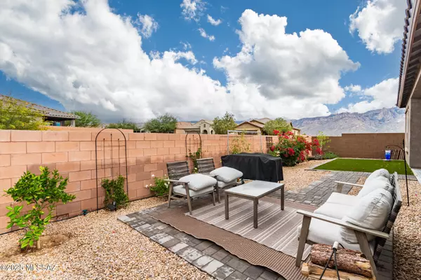 Oro Valley, AZ 85755,685 E Romsdalen Road