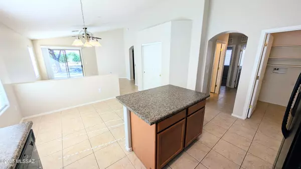 Saddlebrooke, AZ 85739,39466 S Diamond Bay Drive