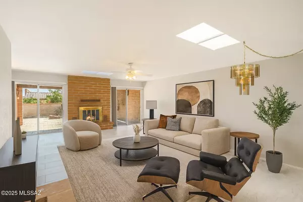 Tucson, AZ 85704,8456 N Via Tioga