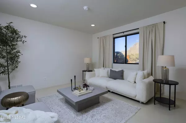 Tucson, AZ 85704,1005 W Emerine Drive