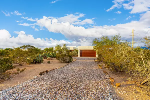 3161 E Cardenas Drive, Vail, AZ 85641