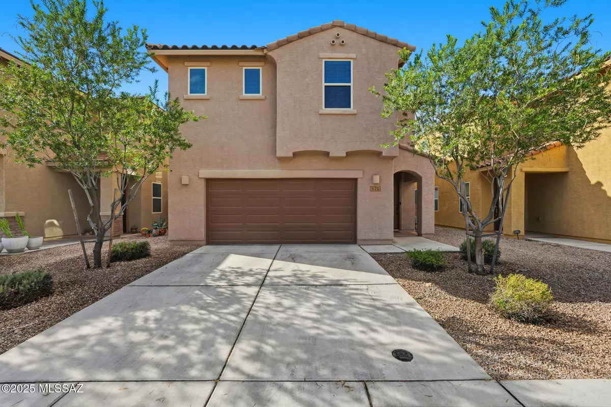 Sahuarita, AZ 85629,675 N Nestled Hummingbird Lane