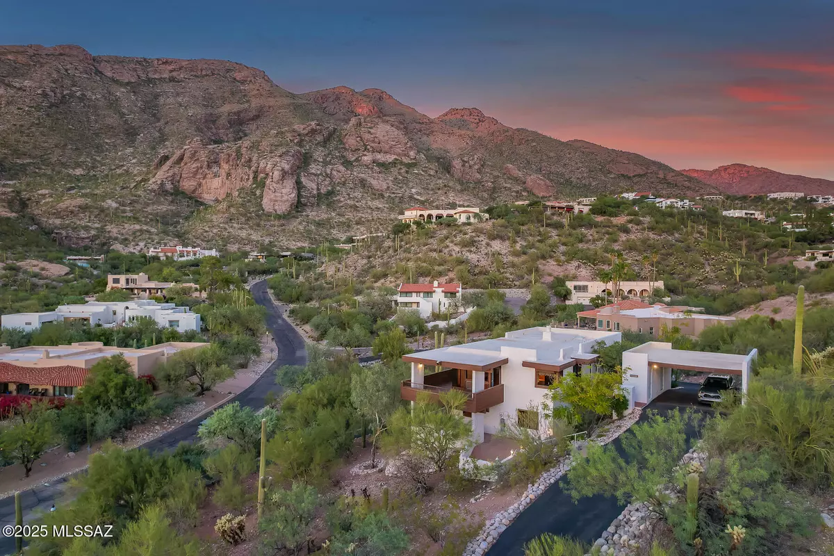 Tucson, AZ 85718,4855 E Winged Foot Drive