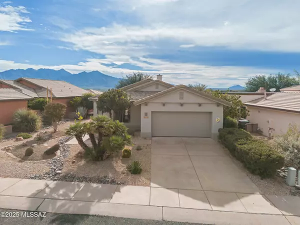 4687 S Holly Rose Drive, Green Valley, AZ 85622