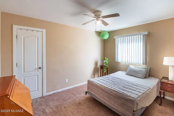 Tucson, AZ 85711,6132 E 24th Street