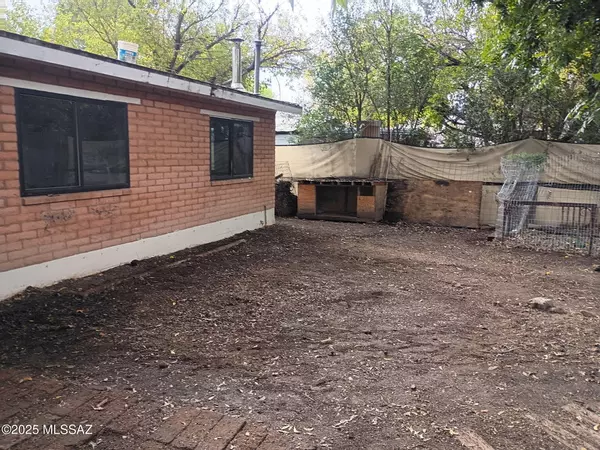 Patagonia, AZ 85624,431 Sonoita Avenue