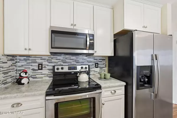 Tucson, AZ 85743,9042 N Sanguine Drive