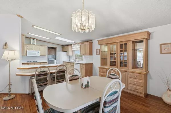 Green Valley, AZ 85614,1710 N La Canoa Drive