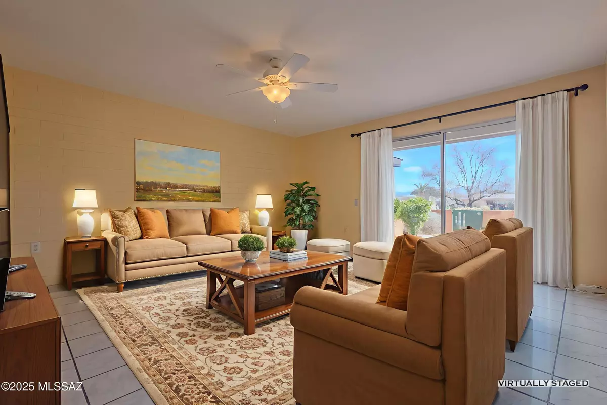 Green Valley, AZ 85614,390 N Calle de las Profetas