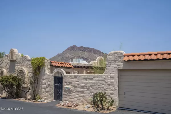 3032 S Sierra Villas Drive, Tucson, AZ 85713