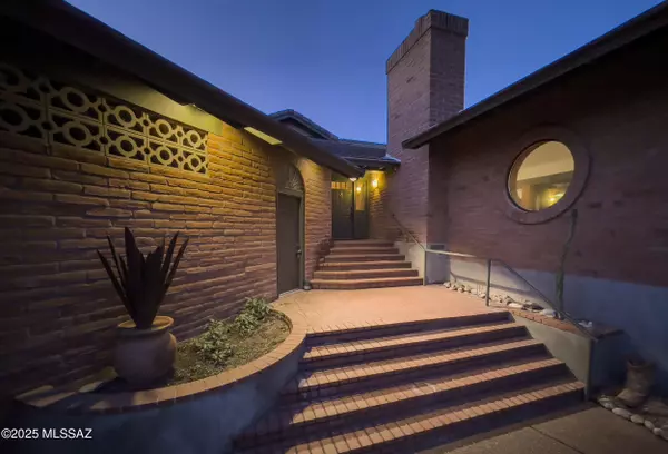 Tucson, AZ 85750,6300 E Via de la Yerba