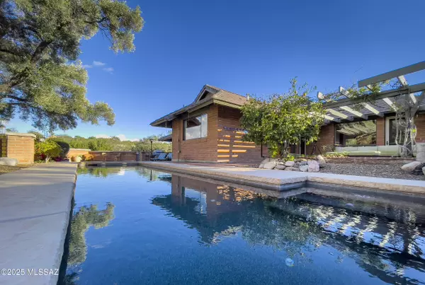 Tucson, AZ 85750,6300 E Via de la Yerba