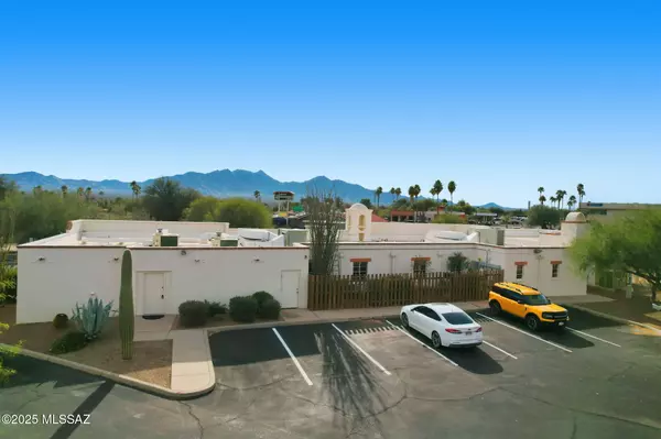 Green Valley, AZ 85614,86 W Esperanza Boulevard