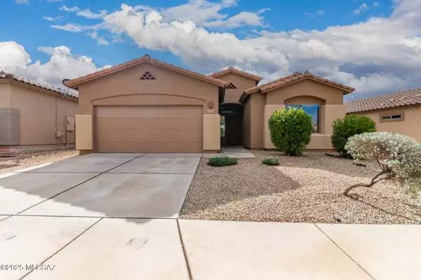 9144 S Whispering Pine Drive, Tucson, AZ 85756