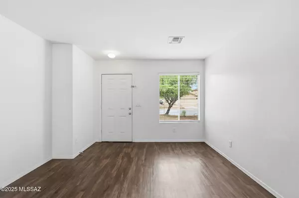 Tucson, AZ 85756,6939 S Creek Run Avenue