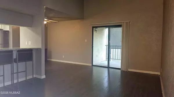 Tucson, AZ 85712,1620 N Wilmot Road #UNIT F231