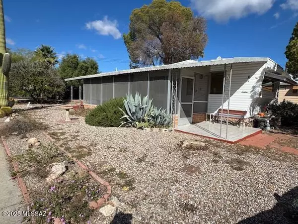 Tucson, AZ 85713,5666 W Lazy Heart Street