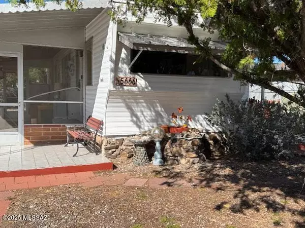 Tucson, AZ 85713,5666 W Lazy Heart Street