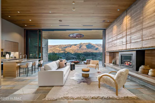 Tucson, AZ 85739,5000 E Via Estancia Miraval #15