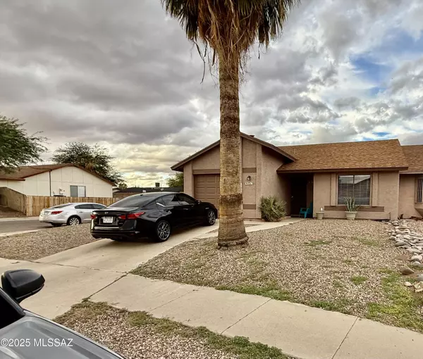 Tucson, AZ 85746,5313 S Oakhaven Drive