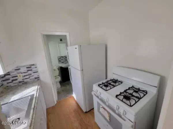 Tucson, AZ 85701,820 S Arizona Avenue