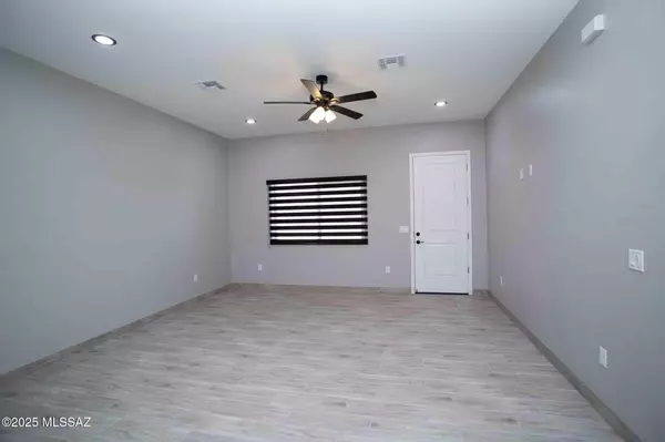 Rio Rico, AZ 85648,44 Camino India