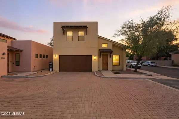 3062 N Presidio Park Place, Tucson, AZ 85716