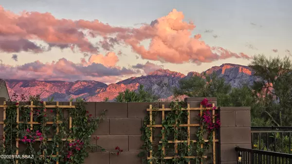 Oro Valley, AZ 85742,2567 W Plateau Ridge Drive