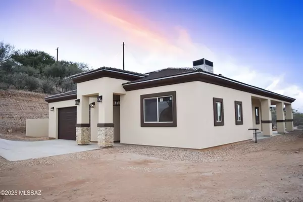 Rio Rico, AZ 85648,462 Calle Cipres