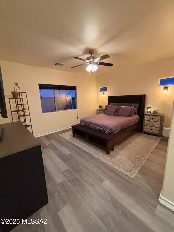 Tucson, AZ 85757,7959 W Imperial Eagle Court