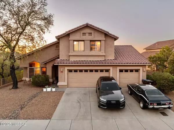 Tucson, AZ 85743,7975 N Higgins Feather Drive