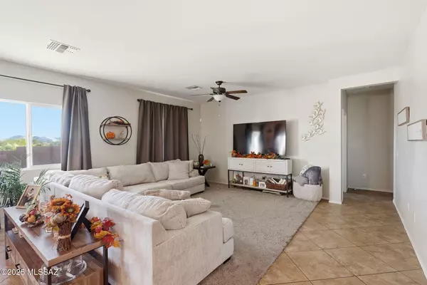 Vail, AZ 85641,609 S Charles L McKay Place